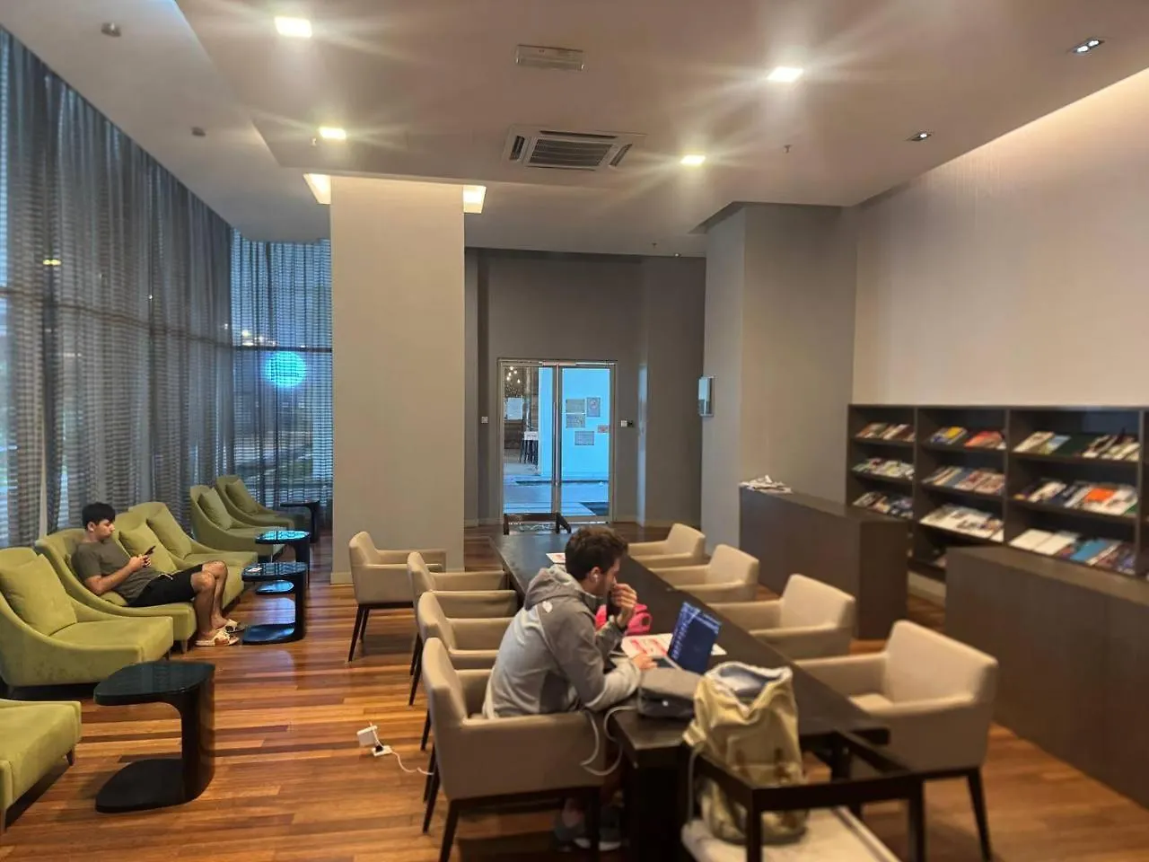 Kl Infinity Luxury Skypool Hostel Kuala Lumpur Malajsie